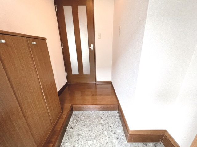 サンヒルズの玄関