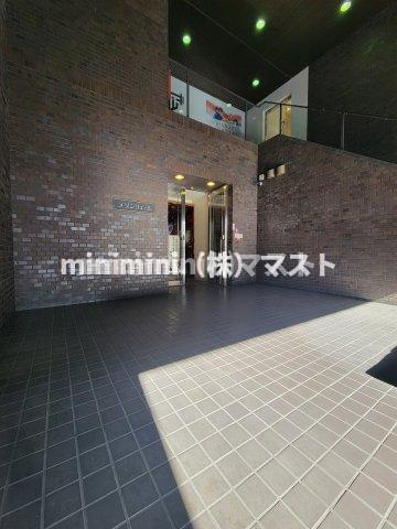 メゾンリエールのエントランス