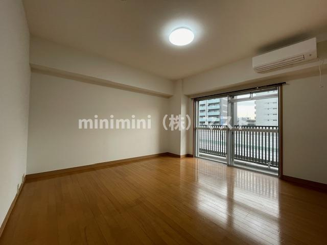 メゾンリエールの居間・リビング