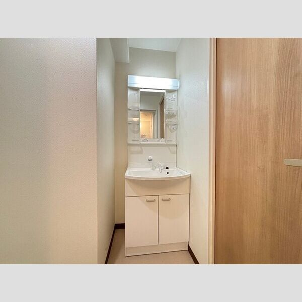 シャイン帷子ノ辻の内装