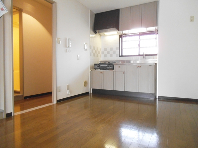 ラ・フォンテーヌのキッチン|キレイなダイニングキッチン！