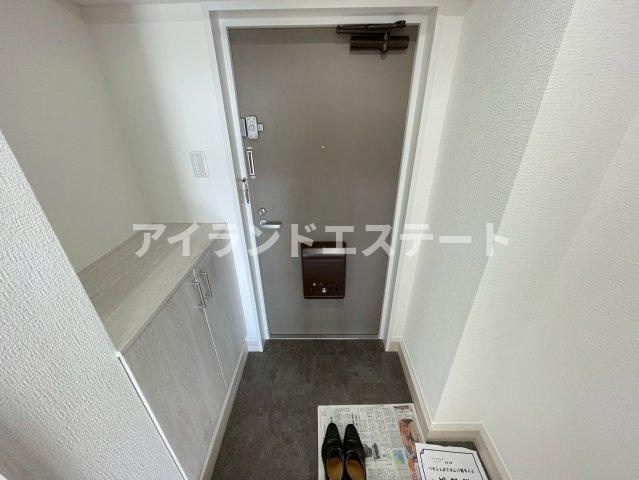 ウイングオオバ　独立洗面台　陽当たり良好　高層階の玄関