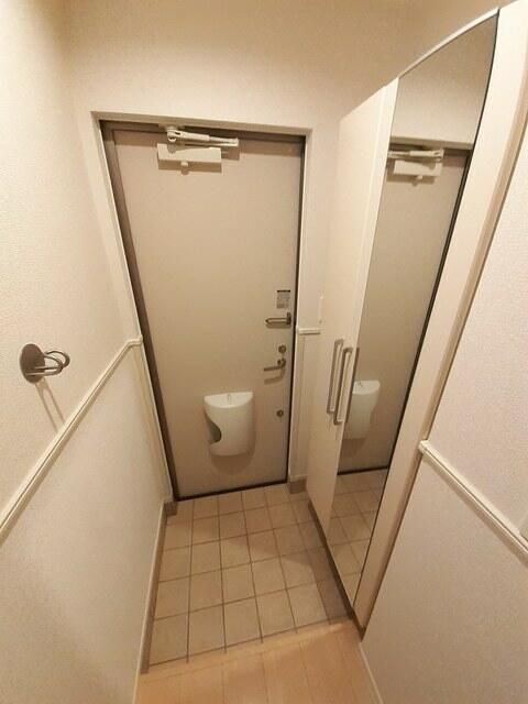 ベル　フルリールの玄関