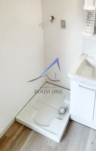 コーポ江川の設備|洗濯機置き場です。