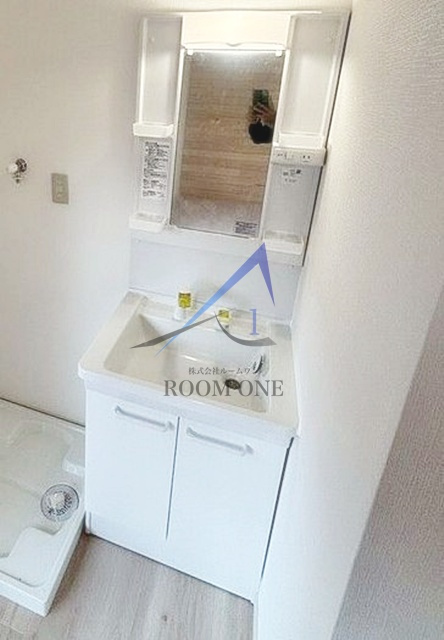 コーポ江川の洗面所|独立洗面台です。