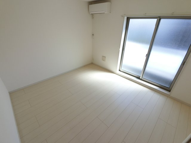 リブリ・カイジン・エーのその他