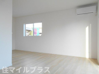 【居間・リビング】 | 須賀川市日向町新築一戸建て3棟 | ゆったりとしたリビングです