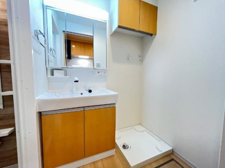 【洗面所】 | アジューレ | 洗面