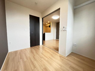 【内装】 | Avenir（アヴェニール） | 洋室