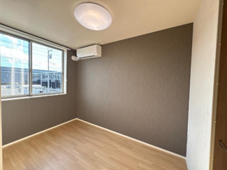 【内装】 | colline（コリーヌ） | 洋室