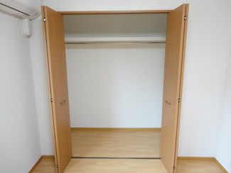 【収納】 | 雫Ⅱ | 洋室クローゼット