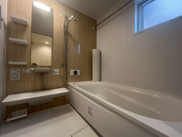 即内覧可！渋谷駅9分！築5年の築浅中古戸建！渋谷区東の玄関|2026.01.17撮影　収納力の高い玄関