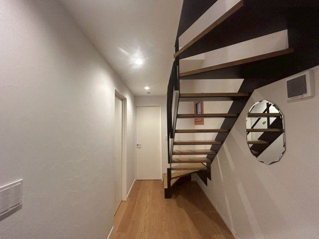 即内覧可！渋谷駅9分！築5年の築浅中古戸建！渋谷区東の浴室|2026.01.17撮影　水回りもきれいです