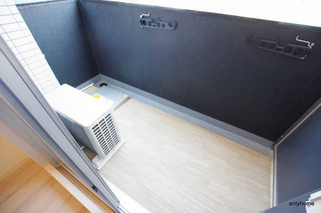 グランカリテ九条南 仲介手数料無料のバルコニー