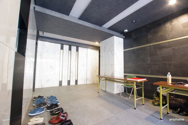 グランカリテ九条南 仲介手数料無料のロビー