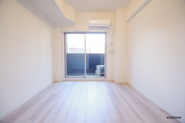 グランカリテ九条南 仲介手数料無料の居間・リビング