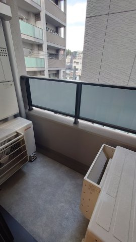 【バルコニー】