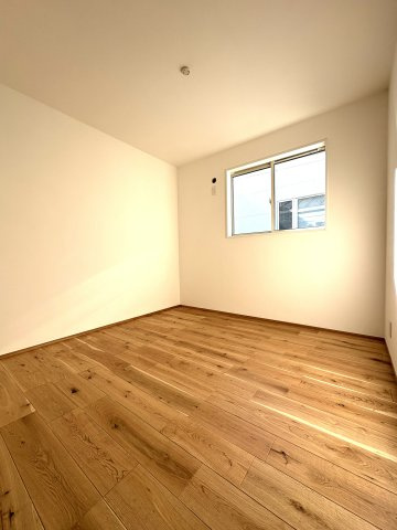 辻堂5丁目アドレスー「辻堂」駅徒歩16分、辻堂海水浴場徒歩14分の洋室