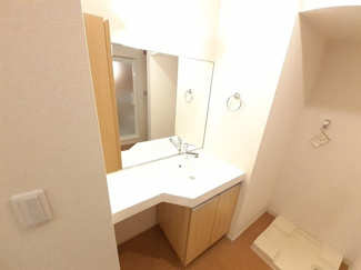 【洗面所】 | クラールつくばⅡ | 広い洗面スペース