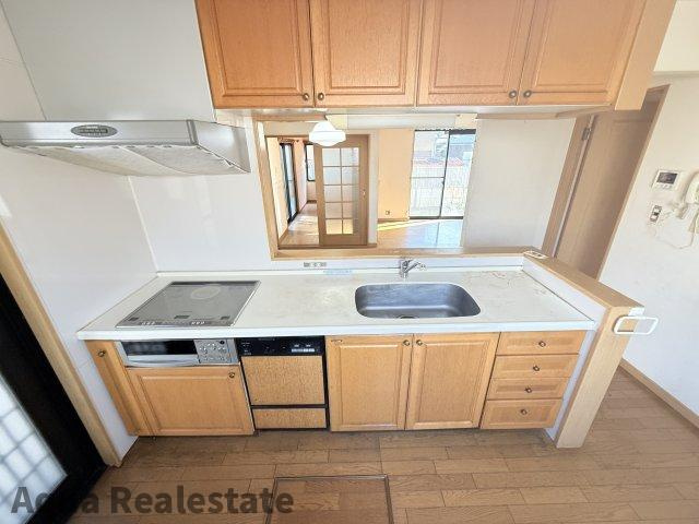 宇多津町平山　中古戸建の居間・リビング|リビングです