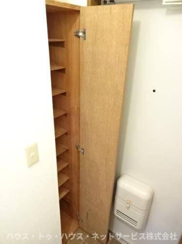 メゾン・ド・ルーチェの玄関