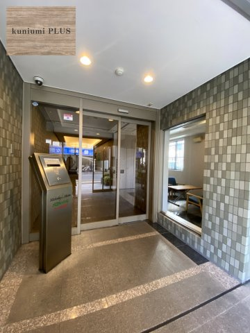 メロディハイム守口3番館のエントランス