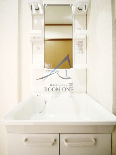 アムール　クールダンジュの洗面所|洗面台です。