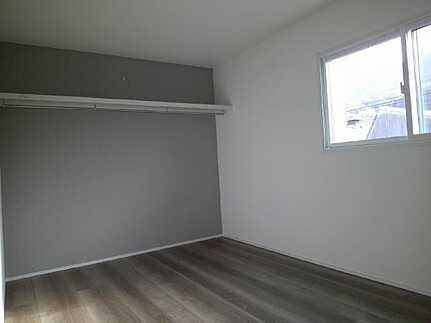 広島市安芸区中野2丁目　新築一戸建ての洋室