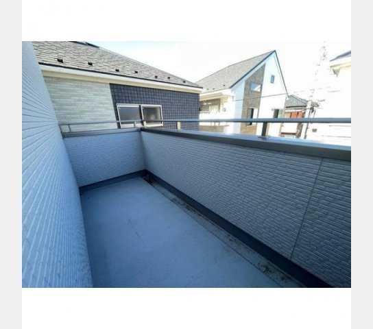 Kolet与野本町＃09のバルコニー|外からの目が気にならないバルコニーで洗濯物が干せます