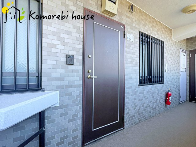 ライオンズステーションプラザ上尾の玄関|1/17撮影