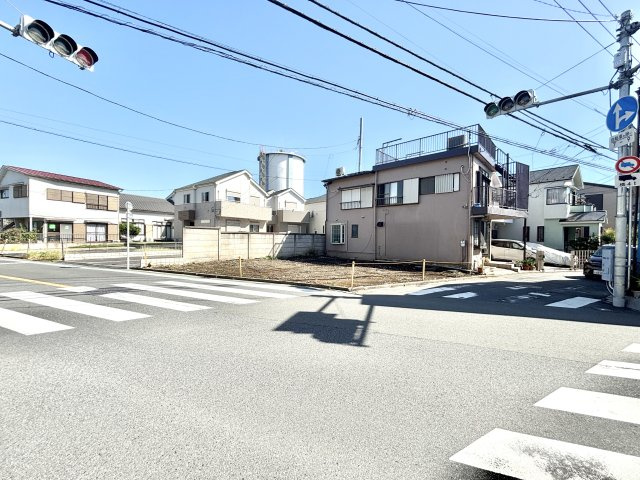 【前面道路含む現地写真】