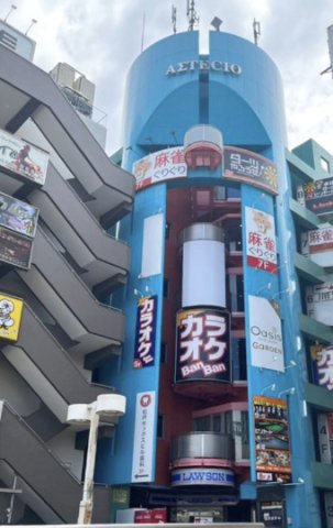 アステシオビルの外観