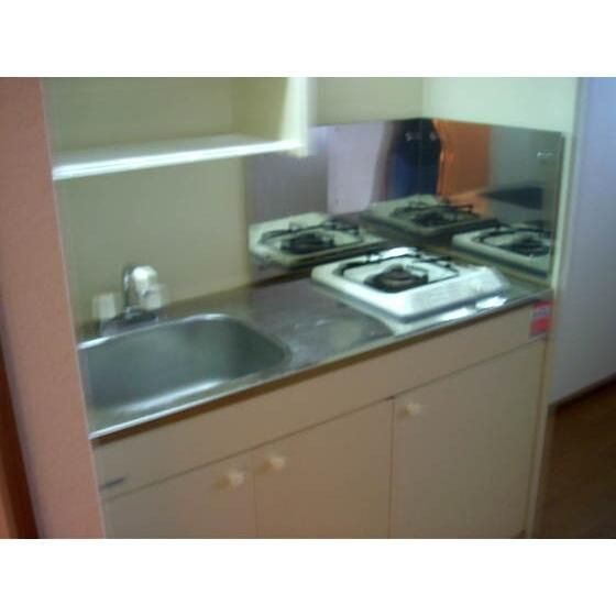 フローラ富士見台のキッチン