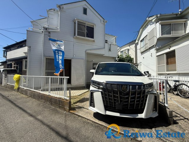 中古戸建　茅ヶ崎市美住町の駐車場