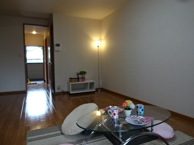 グランドフォレストの居間・リビング|リビング