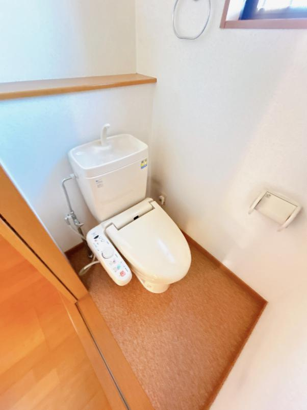 日立市東大沼町3丁目　中古戸建のトイレ