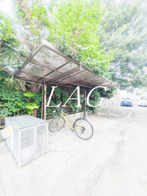 【その他共用部分】 | スカイシティー | 駐輪場です。