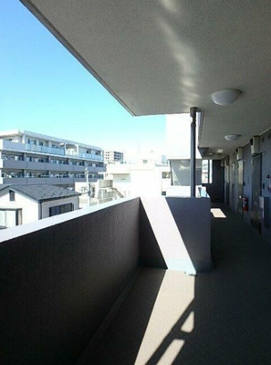 【バルコニー】 | ガラ・ステージ目白