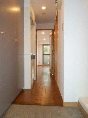 【玄関】 | ガラ・ステージ目白