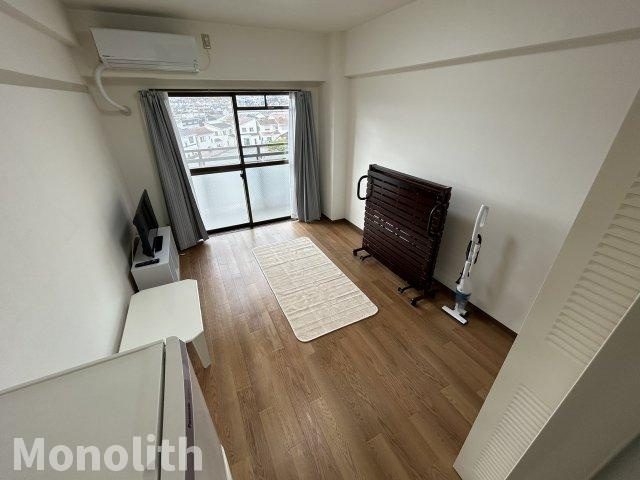 メゾン・ド・エレーヴ唐国の洋室