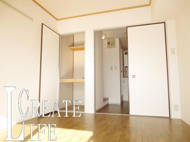 ドミトリー中浦和の収納|別号室の参考写真です。