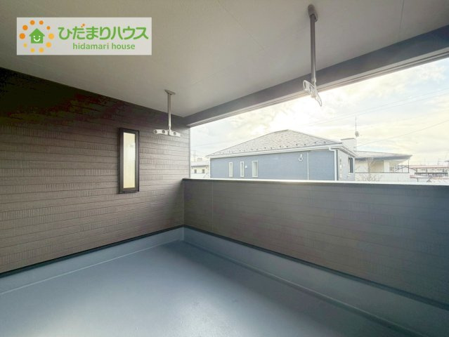 本宮市本宮千代田　第3　4号棟のバルコニー|お布団など大きいものも、充分に干せる広さがございます。人気のベランピングも楽しめる広さ！自宅のアウトドア空間でゆったり過ごせます。