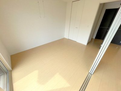 【洋室】 |  レジデンシア藤沢台