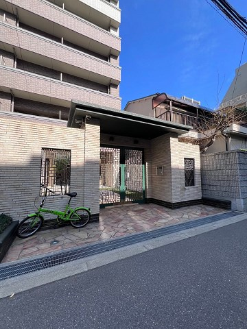 アプリーレ南堀江 (旧プレジオ南堀江)の外観