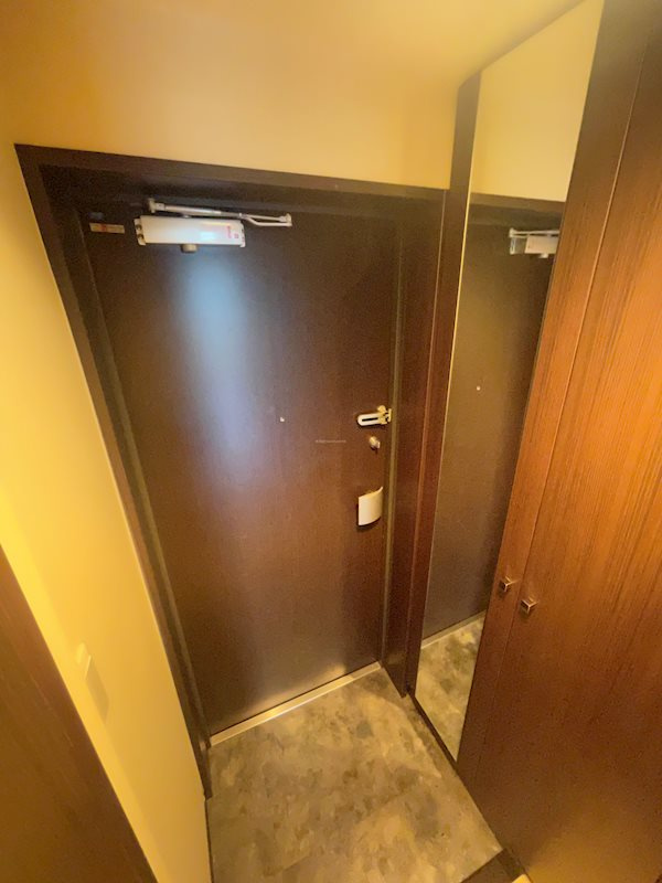 アプリーレ南堀江 (旧プレジオ南堀江)の玄関