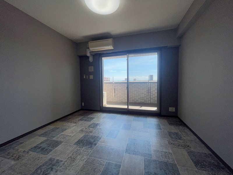 アプリーレ南堀江 (旧プレジオ南堀江)の居間・リビング