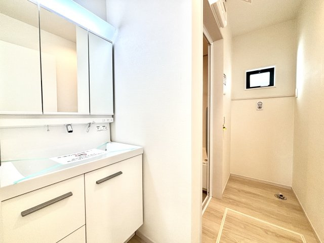 【独立洗面台】