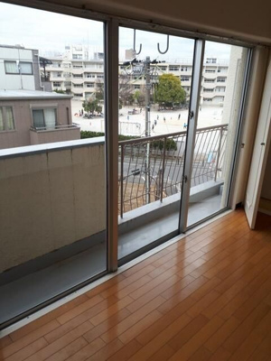 【居間・リビング】 | 行徳アーバンライフ