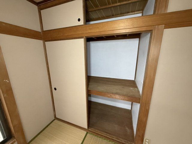 夕陽ヶ丘戸建の収納