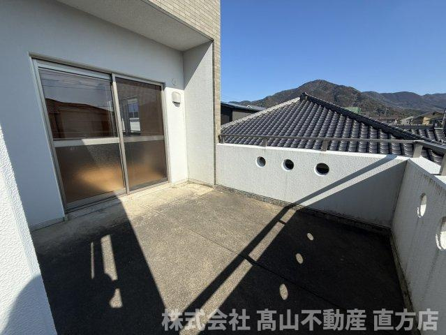 Den.Den星ヶ丘のバルコニー